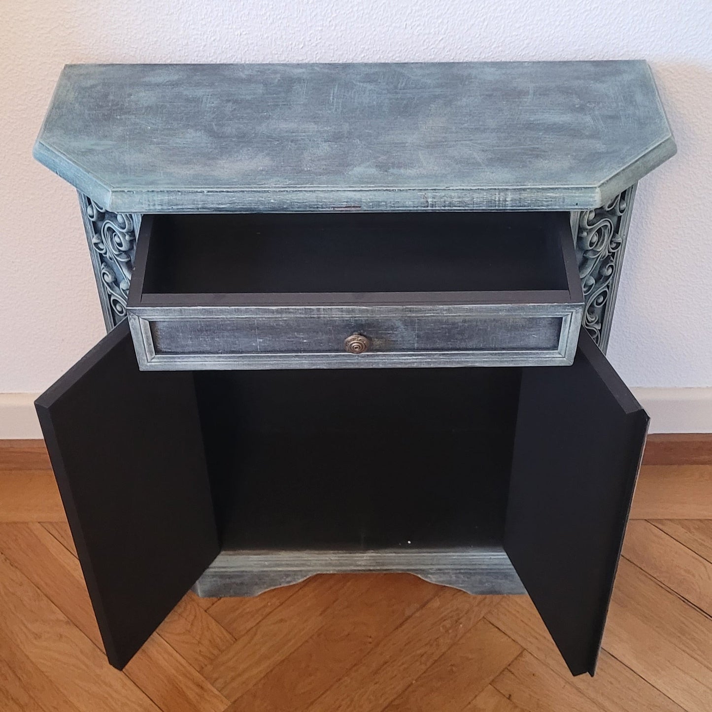 Dielenmöbel "Olivia"