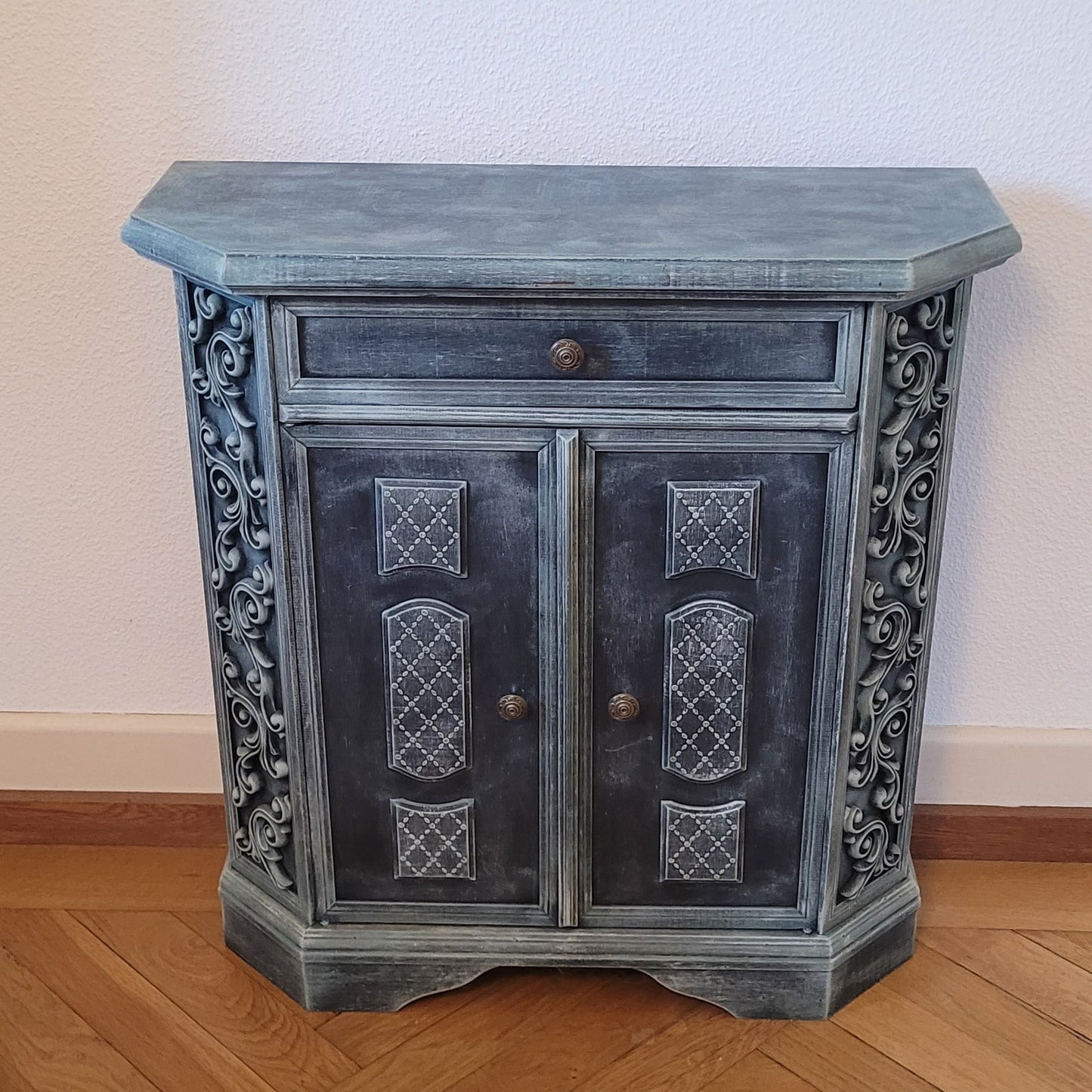 Dielenmöbel "Olivia"