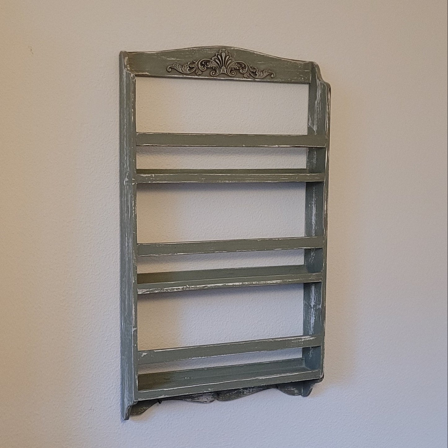 Wandregal "Mirta"