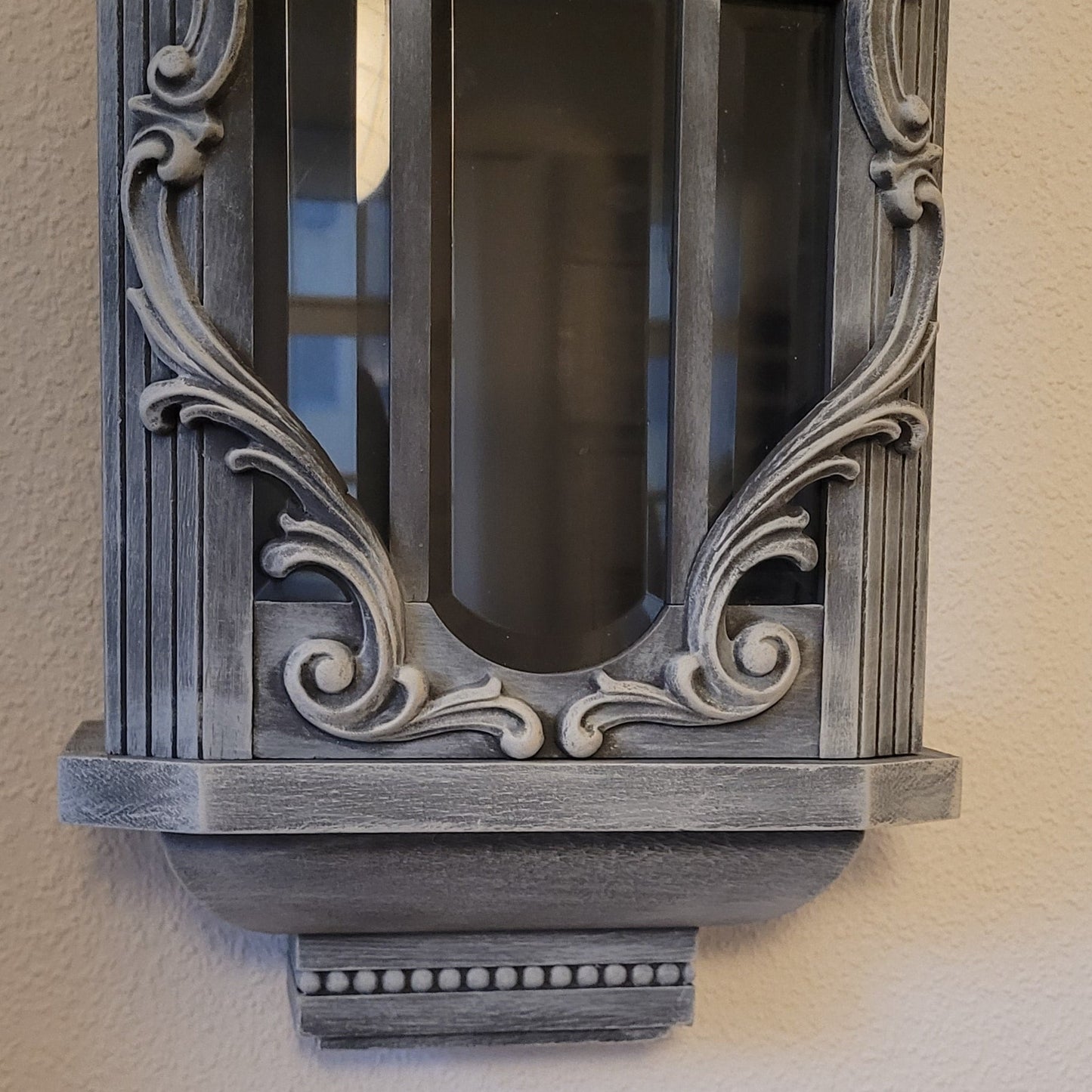 Uhrenschränkchen "Liana"