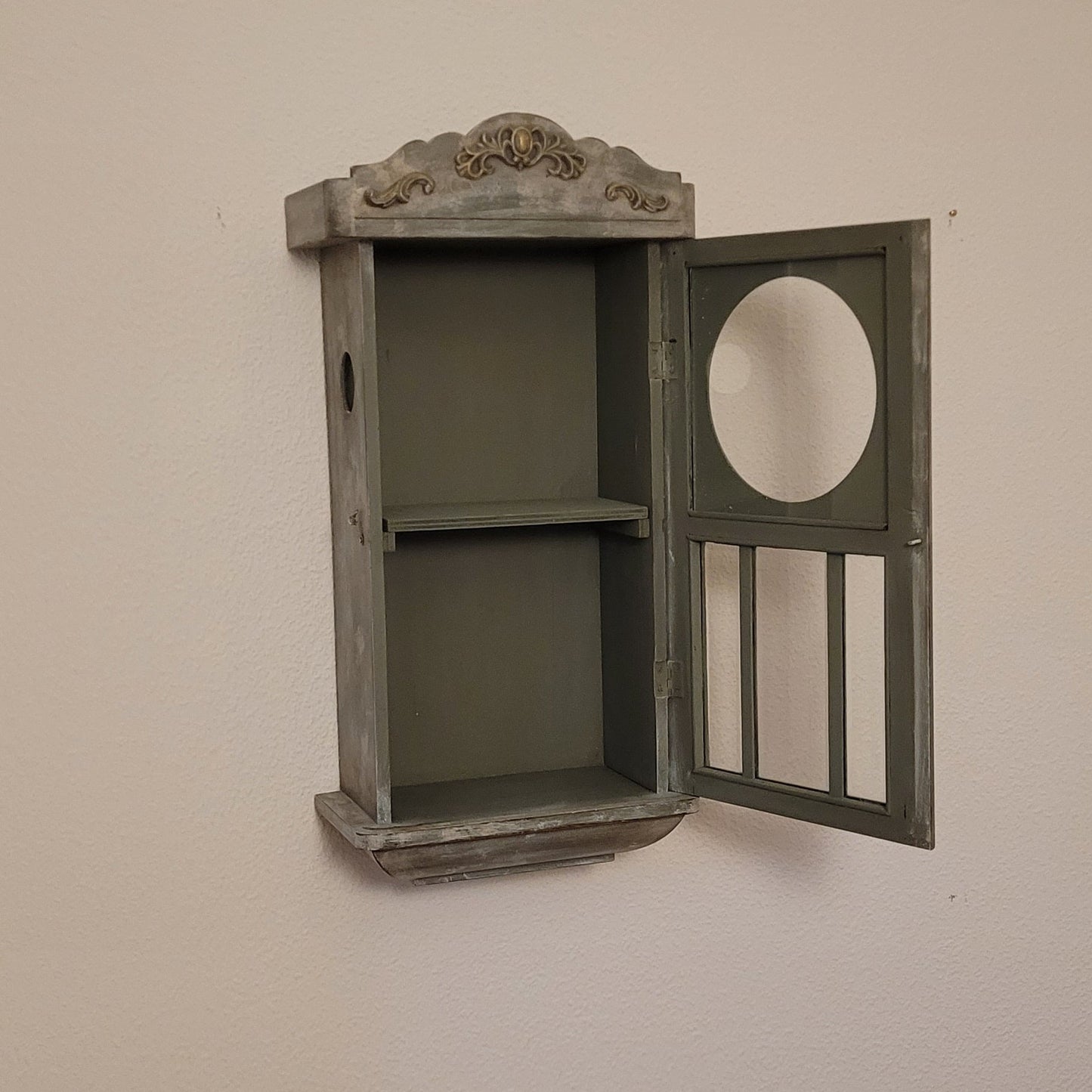 Uhrenschränkchen "Viona"